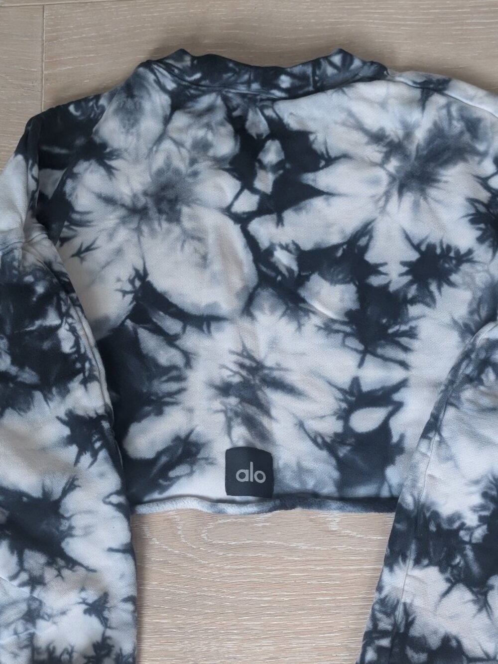 Alo crop navy and white tie-dye sweatshirt, XXS